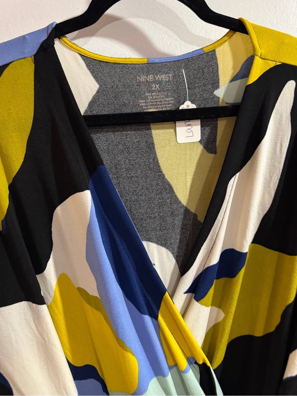 Colorblock Wrap Dress - Picture 4 of 5